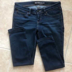 LEVI’S Demi Curve Skinny Jean LIKE NEW Low Rise 27